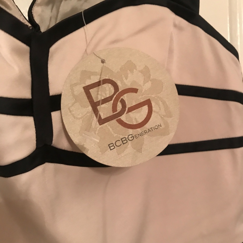 BCBG Generation Dress - Picture 5 of 7